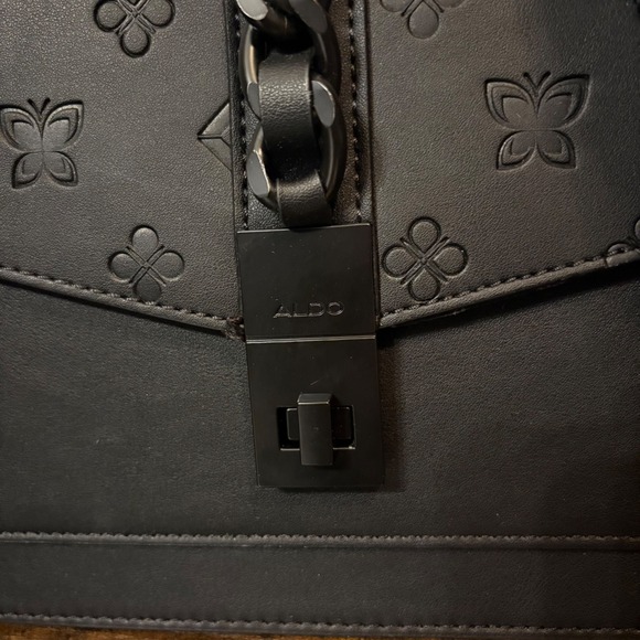 NWT ALDO Black Purse Butterfly/Heart‎ Embossed; Black/White Strawberry Scarf - Picture 7 of 10